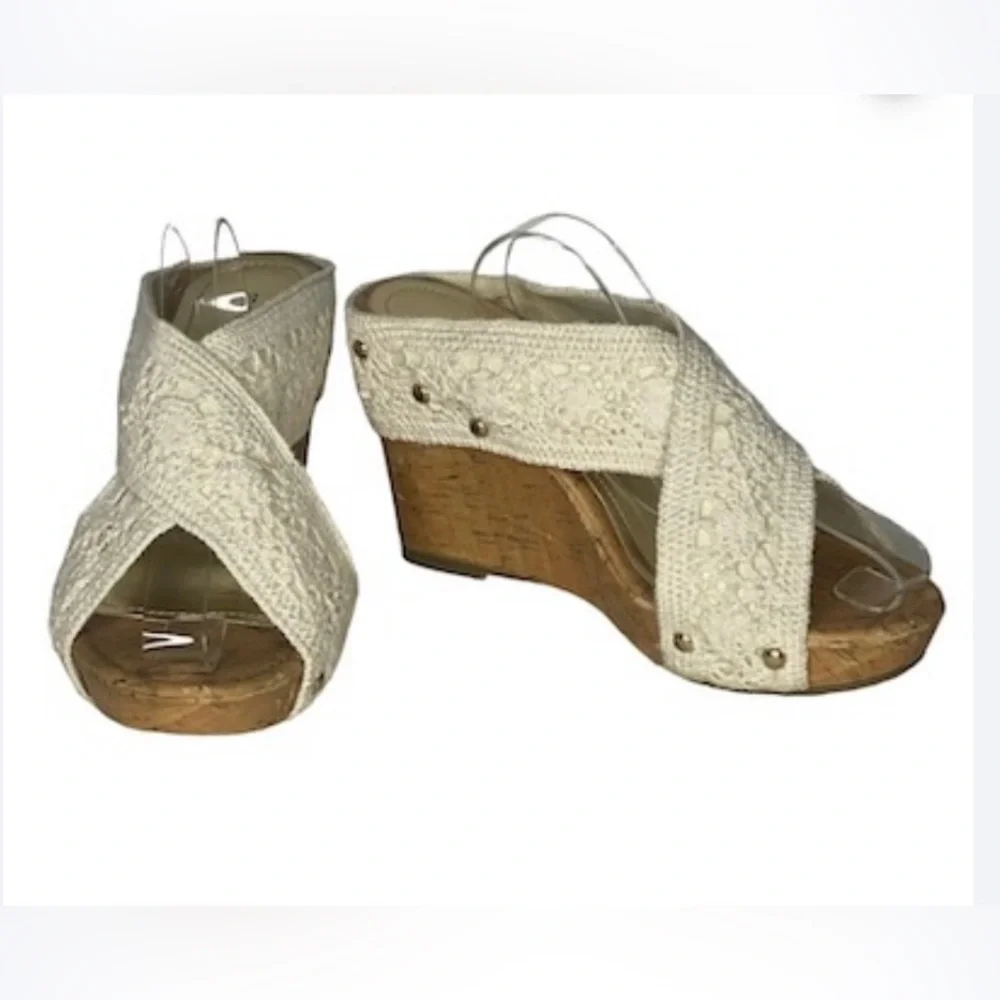 Madden Girl Nautic White Crochet Wedge Heel‎ Sandal             Sz 7 1/2